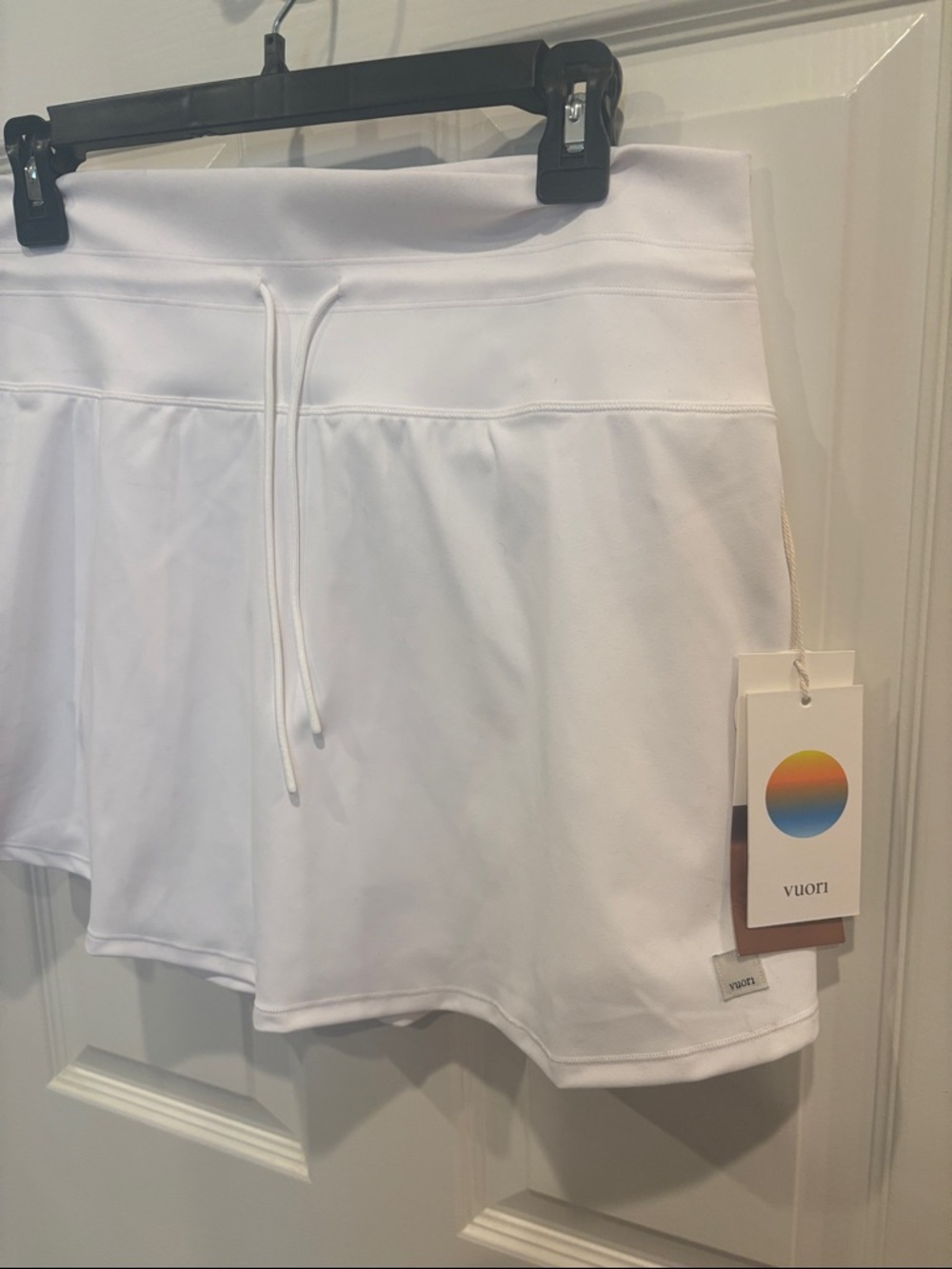 Vuori White Athletic Skort with Drawstring Waist